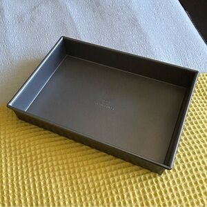 Calphalon 9x13 Gray Nonstick Cake Pan